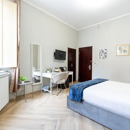 Guest house Portafortuna - Close To Colosseum 3*