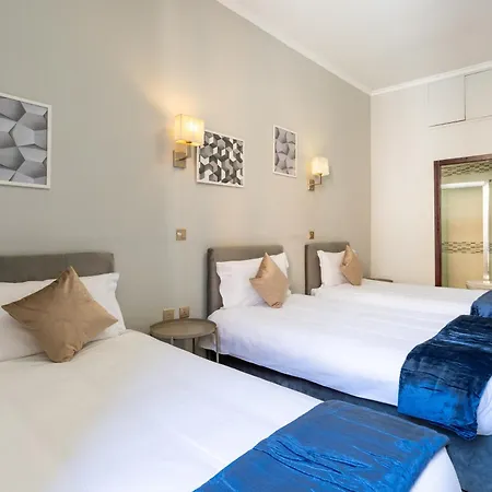 Portafortuna - Close To Colosseum Rome