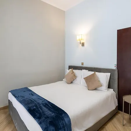 Portafortuna - Close To Colosseum Guest house