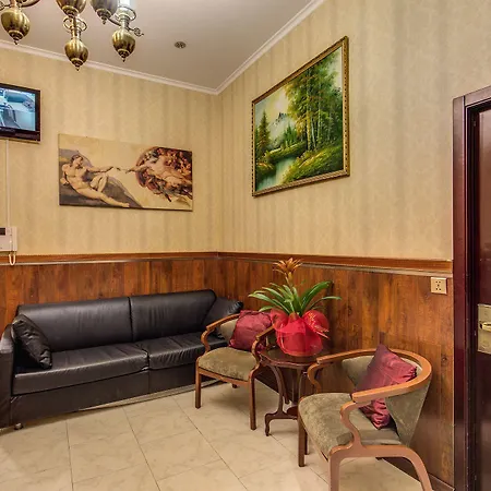 Guest house Portafortuna - Close To Colosseum 3*